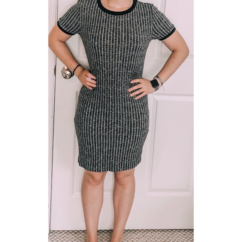 FOREVER 21 bodycon dress